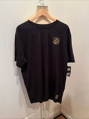 NFL Black Short-Sleeve Crewneck Tee with Gold Shield